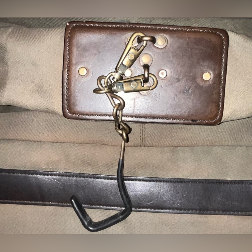 Filson Rugged Garment Bag - Picture 10 of 11